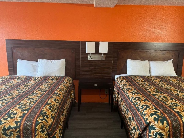 Nampa Inn & Suites image 7