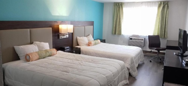 Nampa Inn & Suites image 9